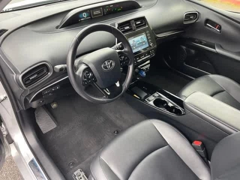 2022 Toyota Prius XLE