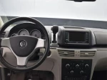 2010 Volkswagen Routan SE