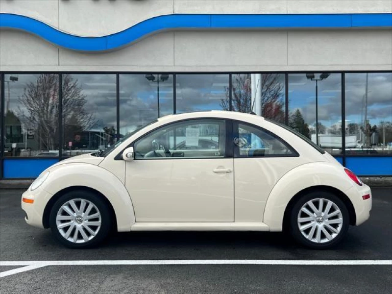 2008 Volkswagen New Beetle S