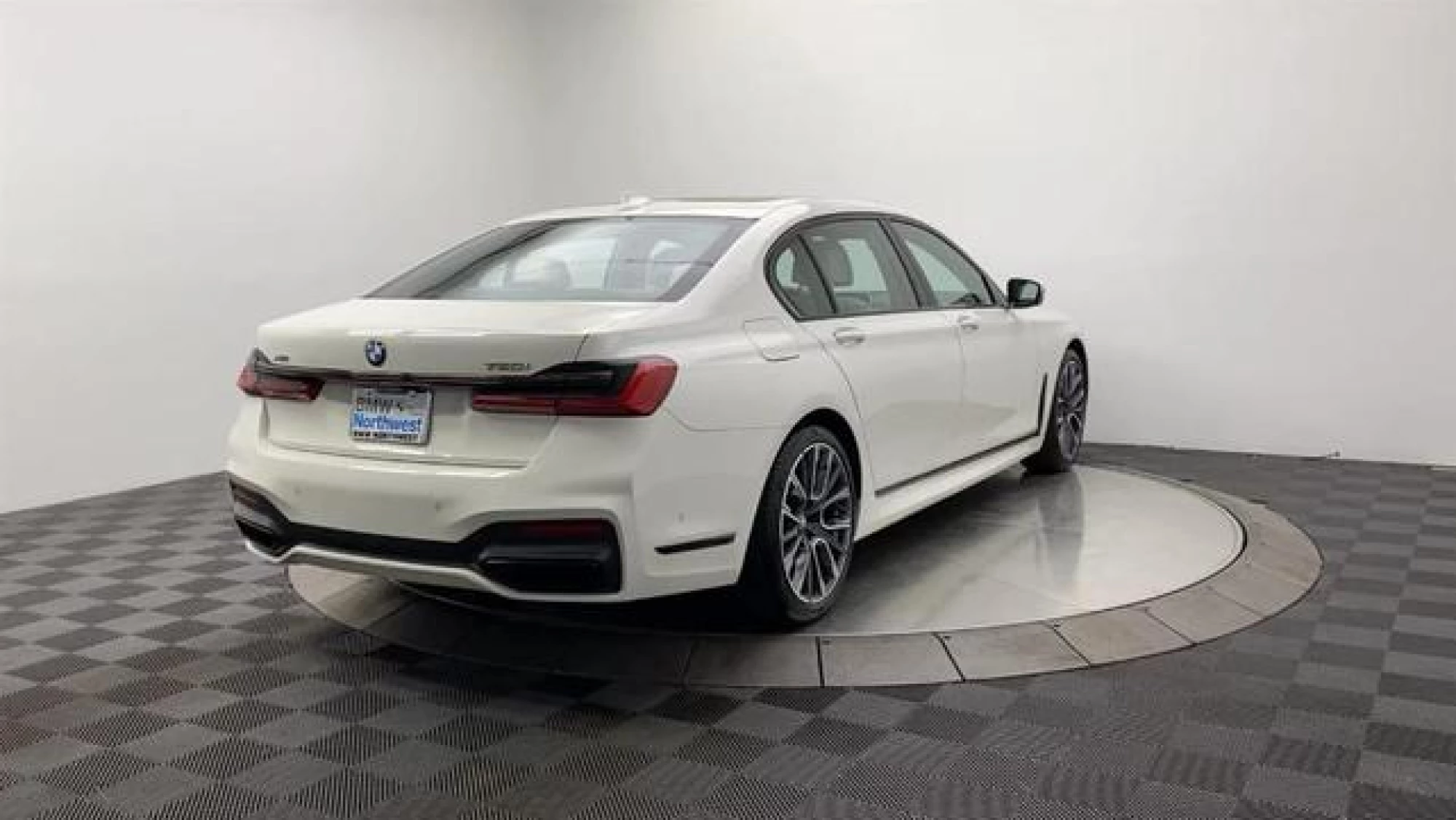 2021 BMW 750 i xDrive