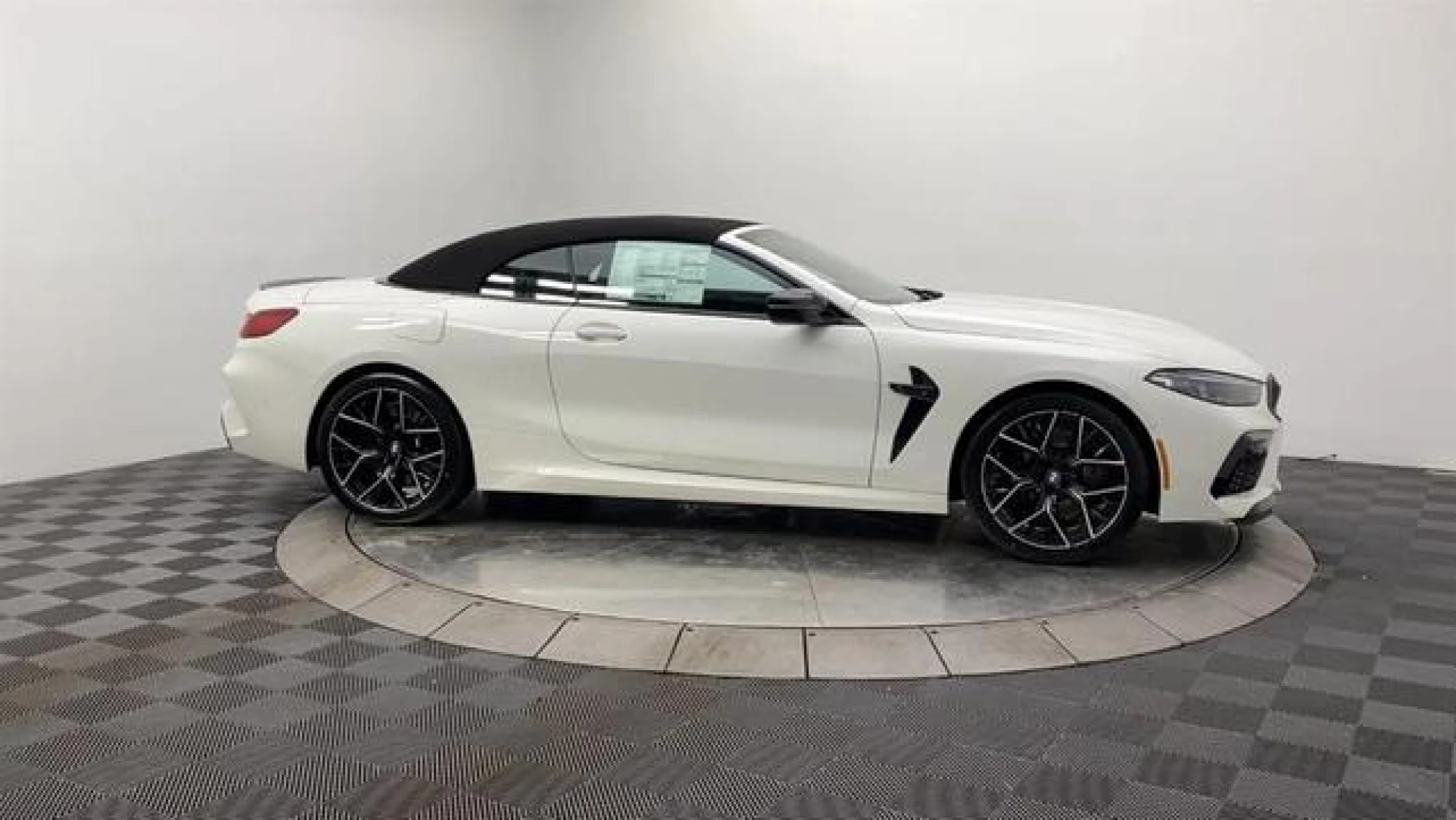 2024 BMW M8 Competition