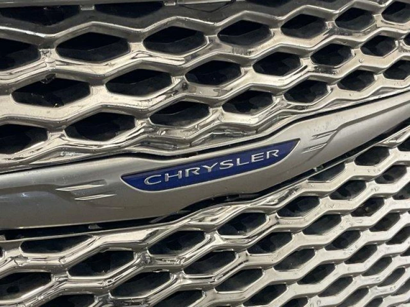 2019 Chrysler 300 Limited