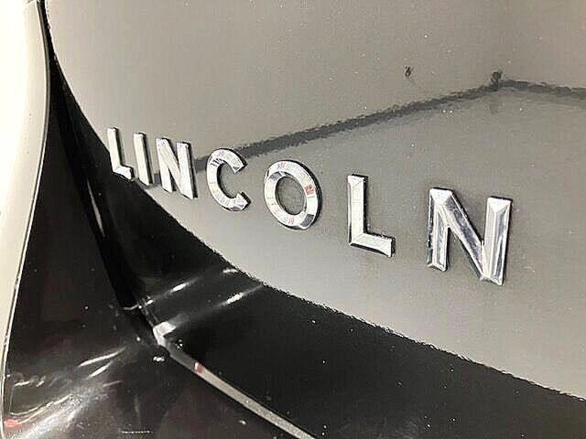 2013 Lincoln MKX Base