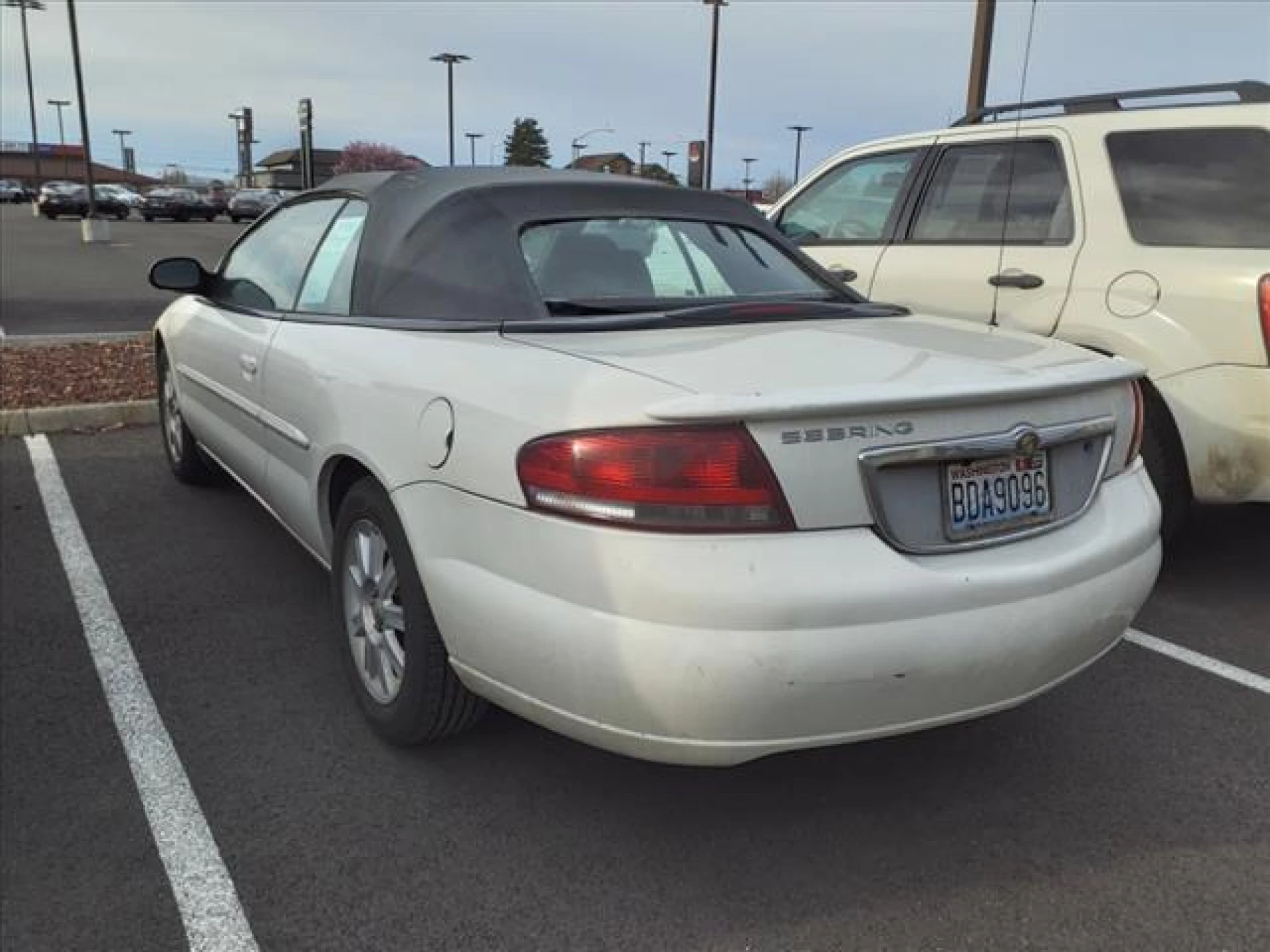 2005 Chrysler Sebring Base