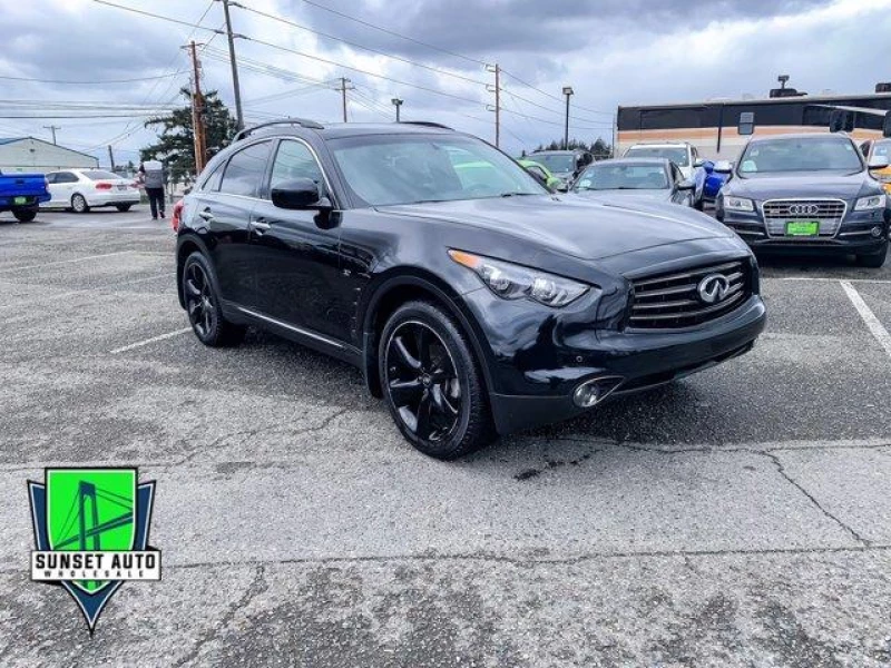 2016 INFINITI QX70 Base