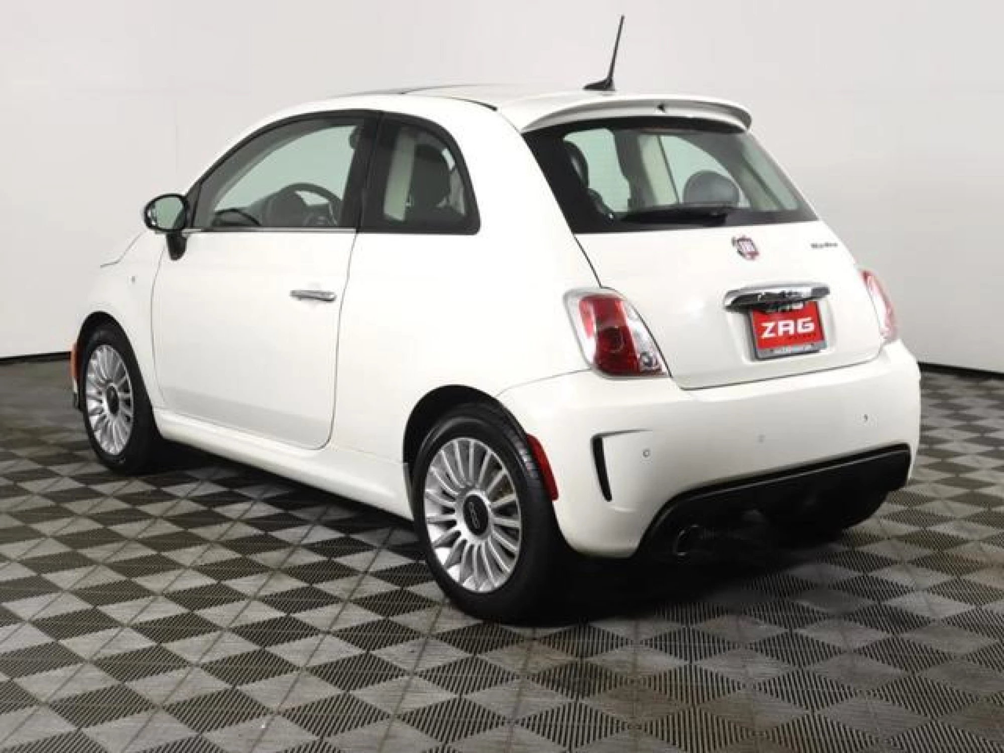 2018 FIAT 500 Lounge