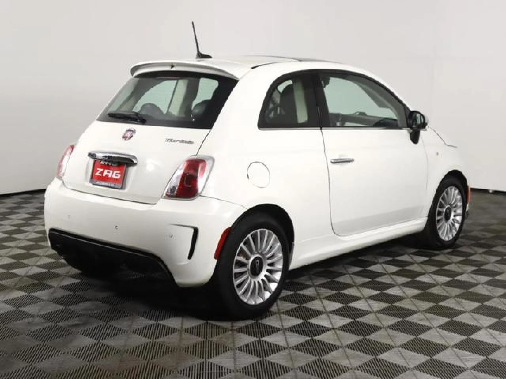 2018 FIAT 500 Lounge