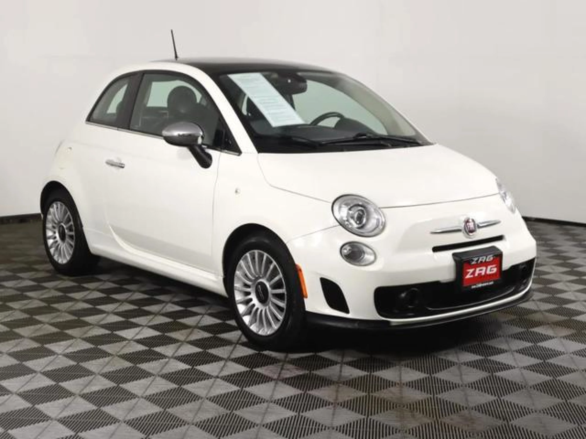2018 FIAT 500 Lounge