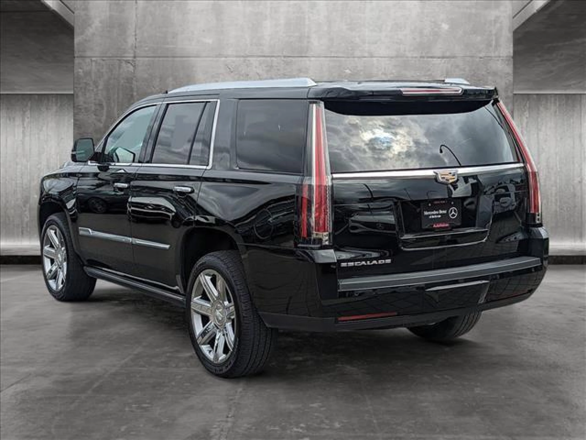 2016 Cadillac Escalade Premium