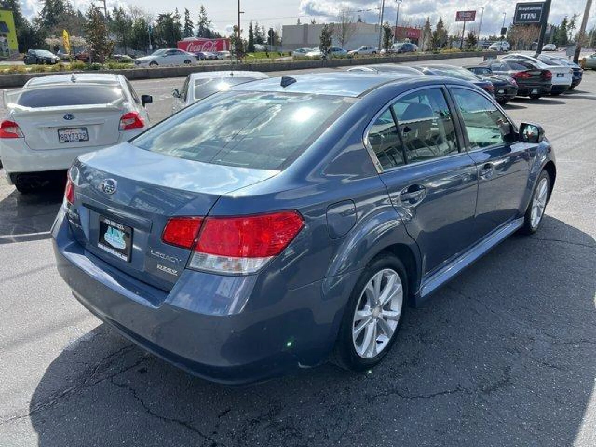 2014 Subaru Legacy 2.5i Premium