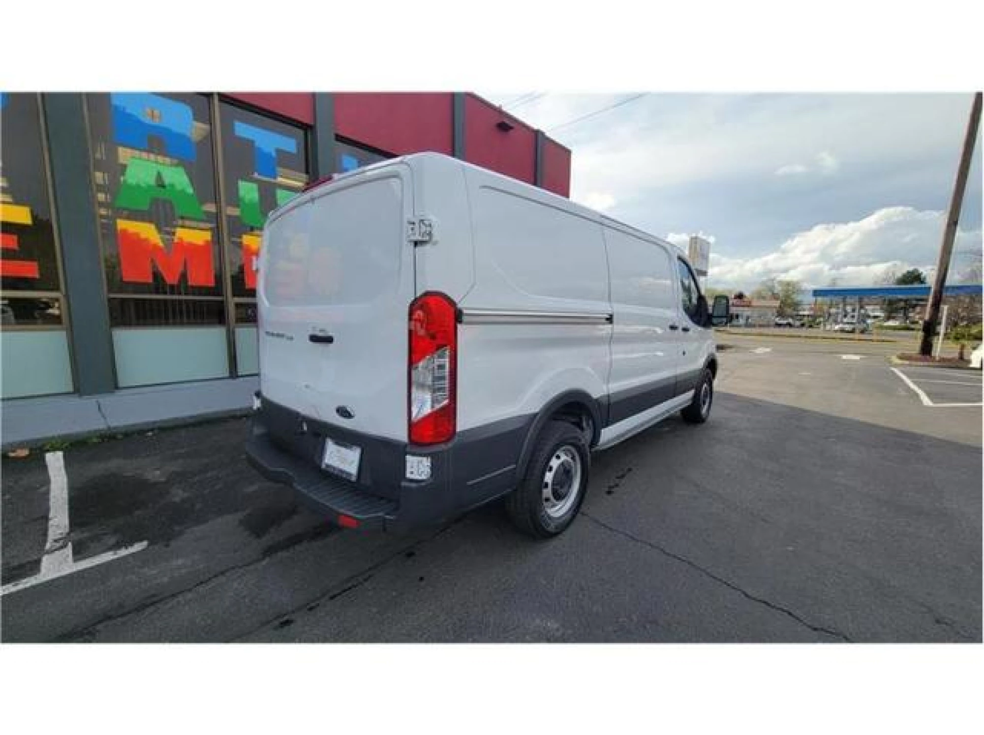2018 Ford Transit-250 Base