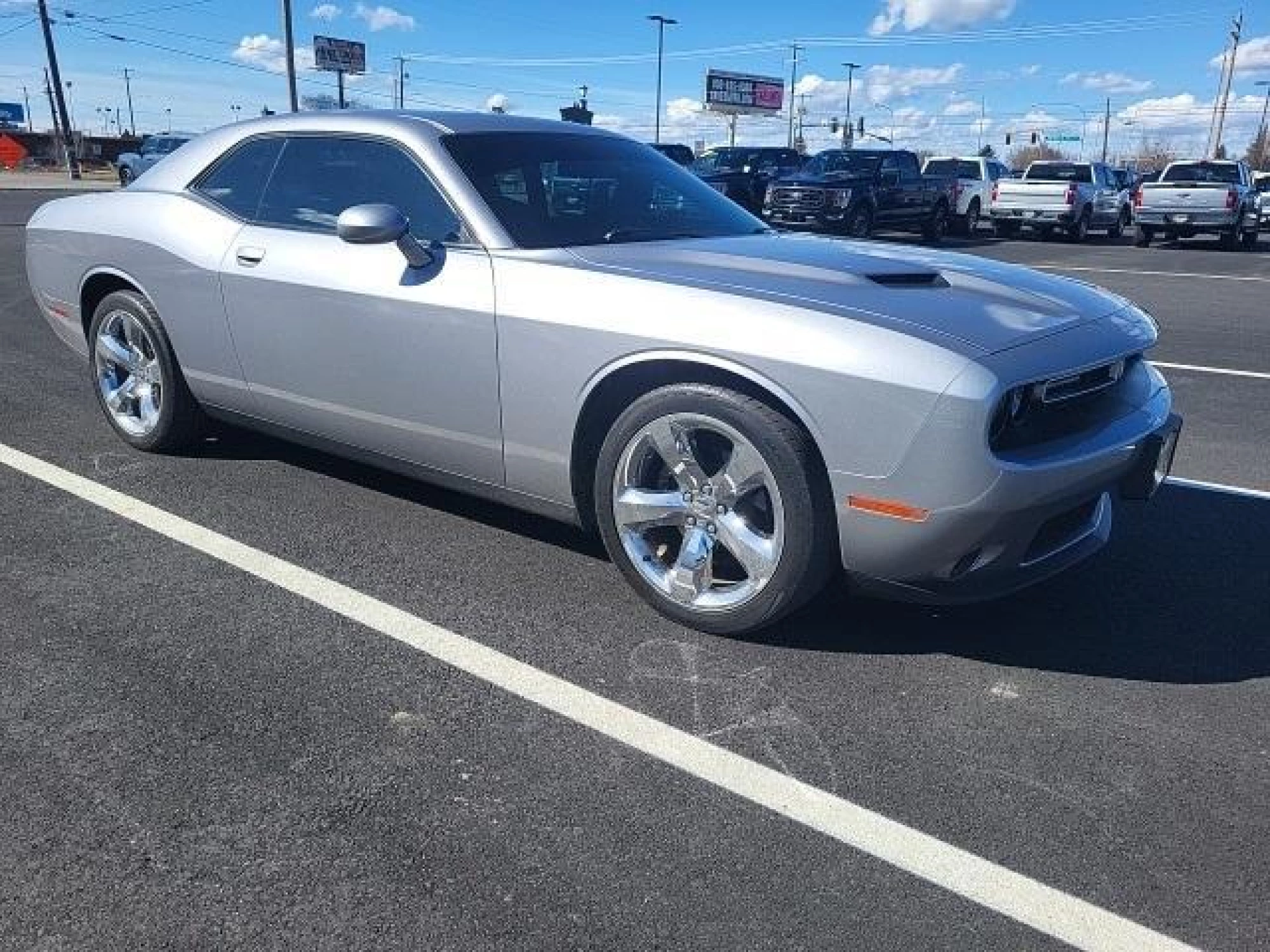 2015 Dodge Challenger SXT
