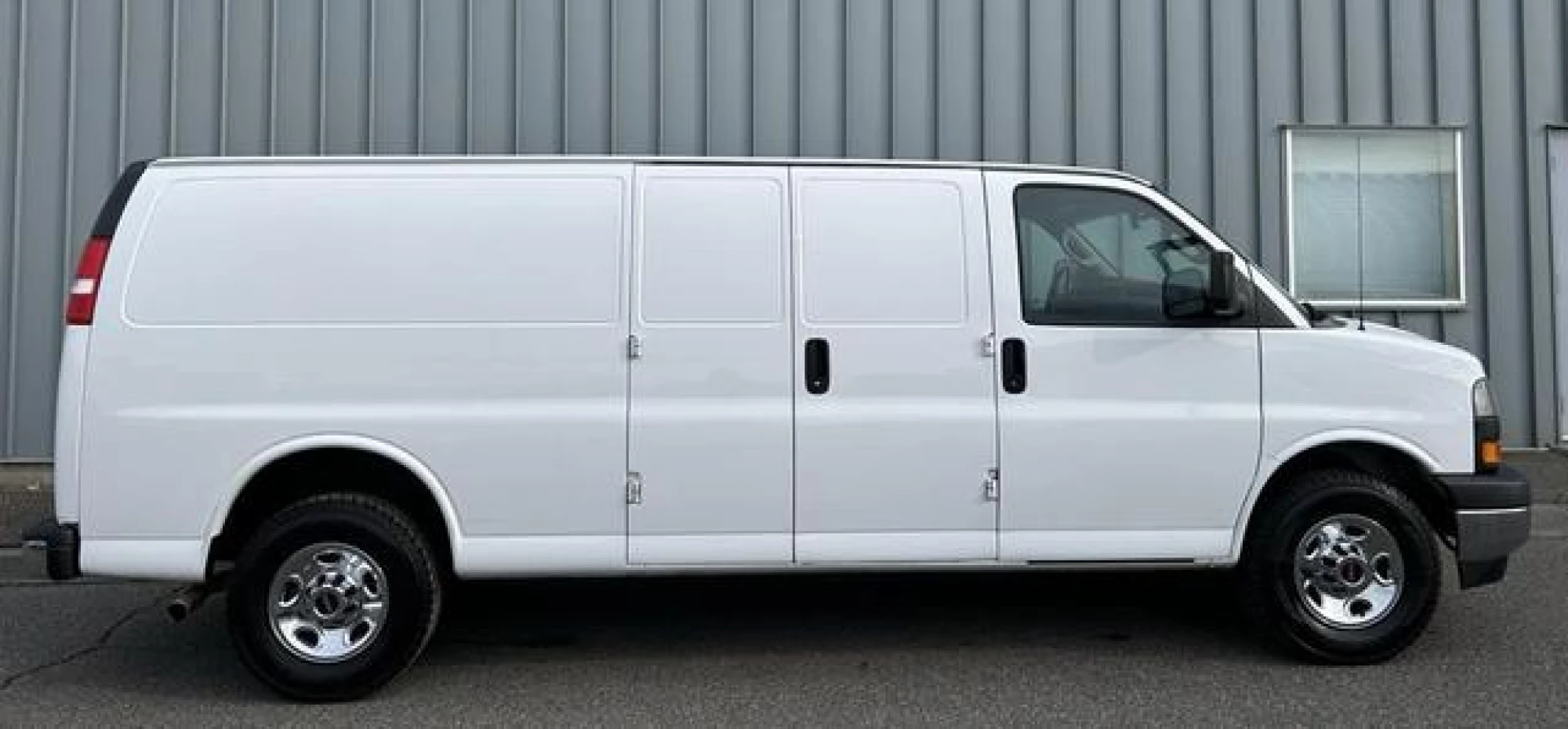2020 GMC Savana 2500 Work Van