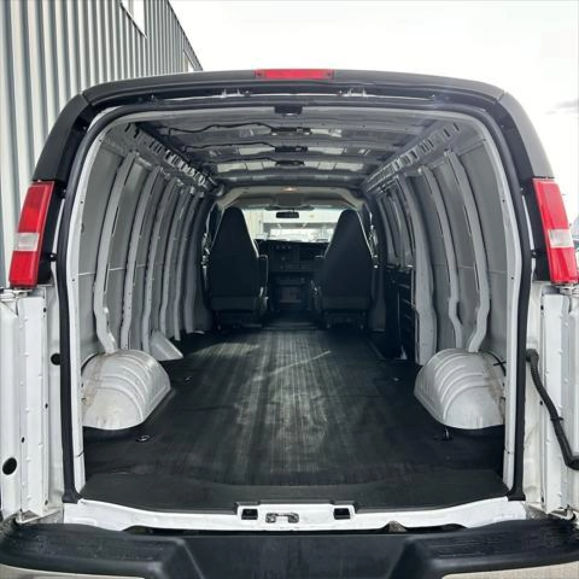 2020 GMC Savana 2500 Work Van