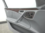 2000 Mercedes-Benz E-Class E320