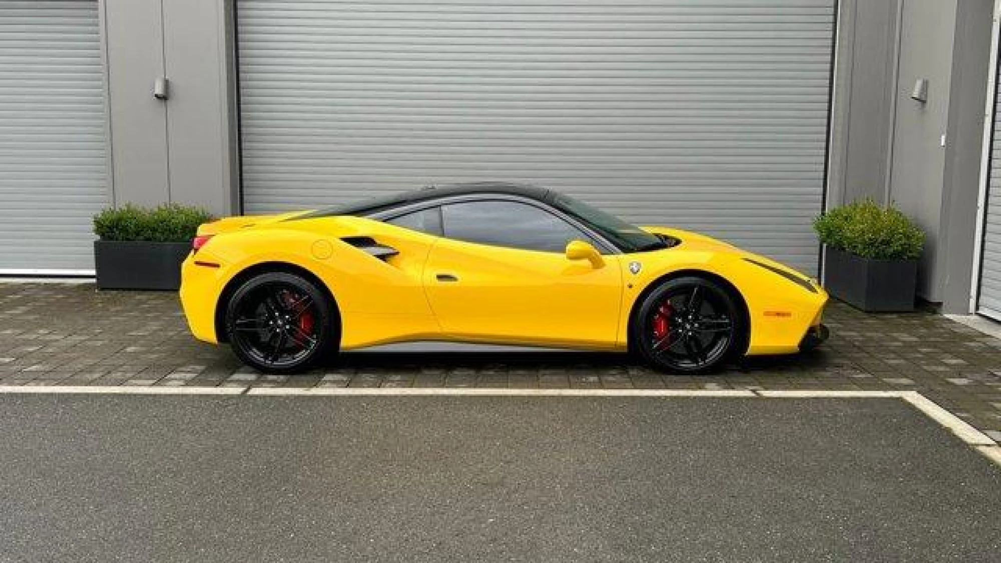 2019 Ferrari 488 GTB Base