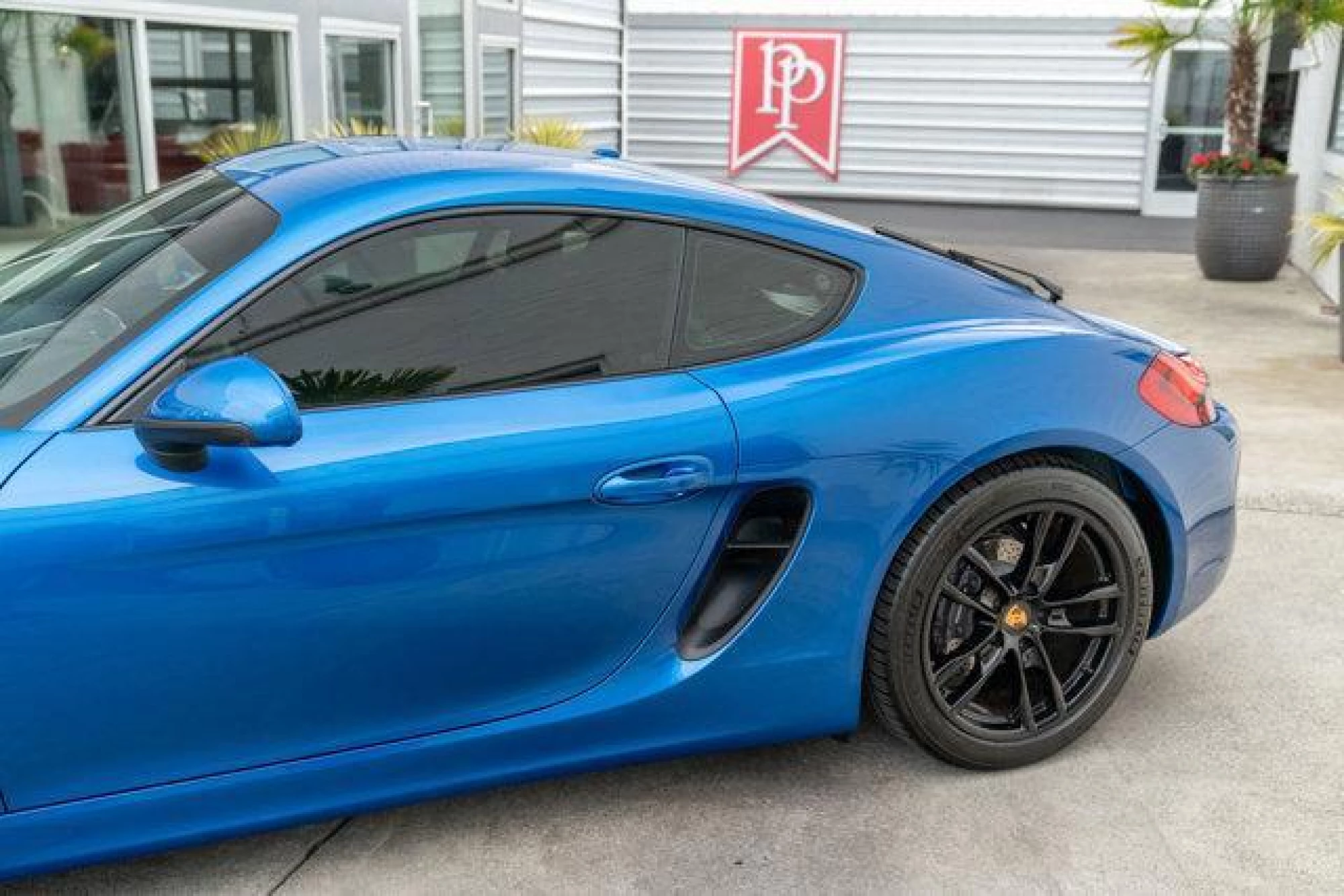 2016 Porsche Cayman