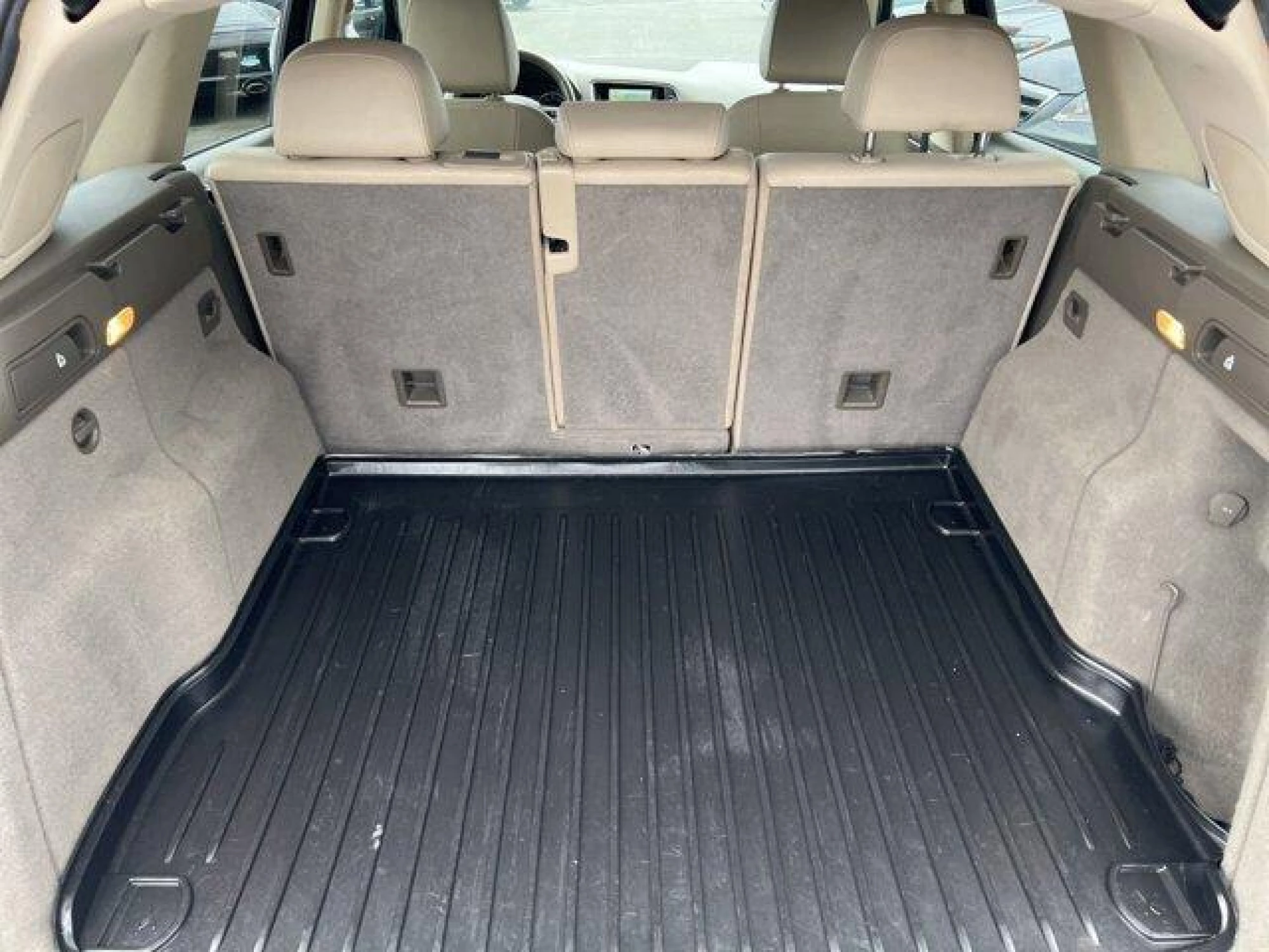 2011 Audi Q5 3.2 Premium Plus quattro