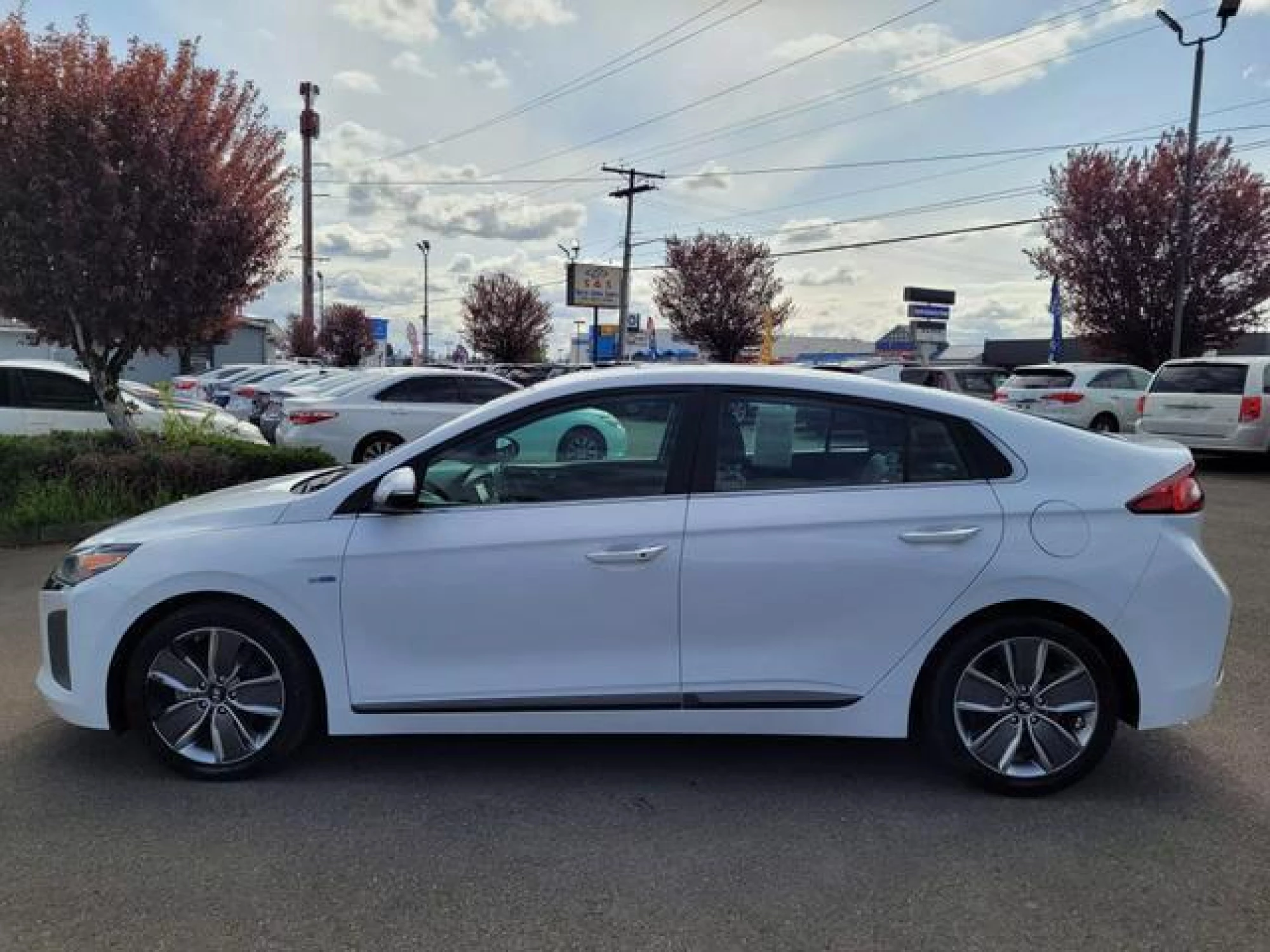 2018 Hyundai IONIQ Hybrid Limited