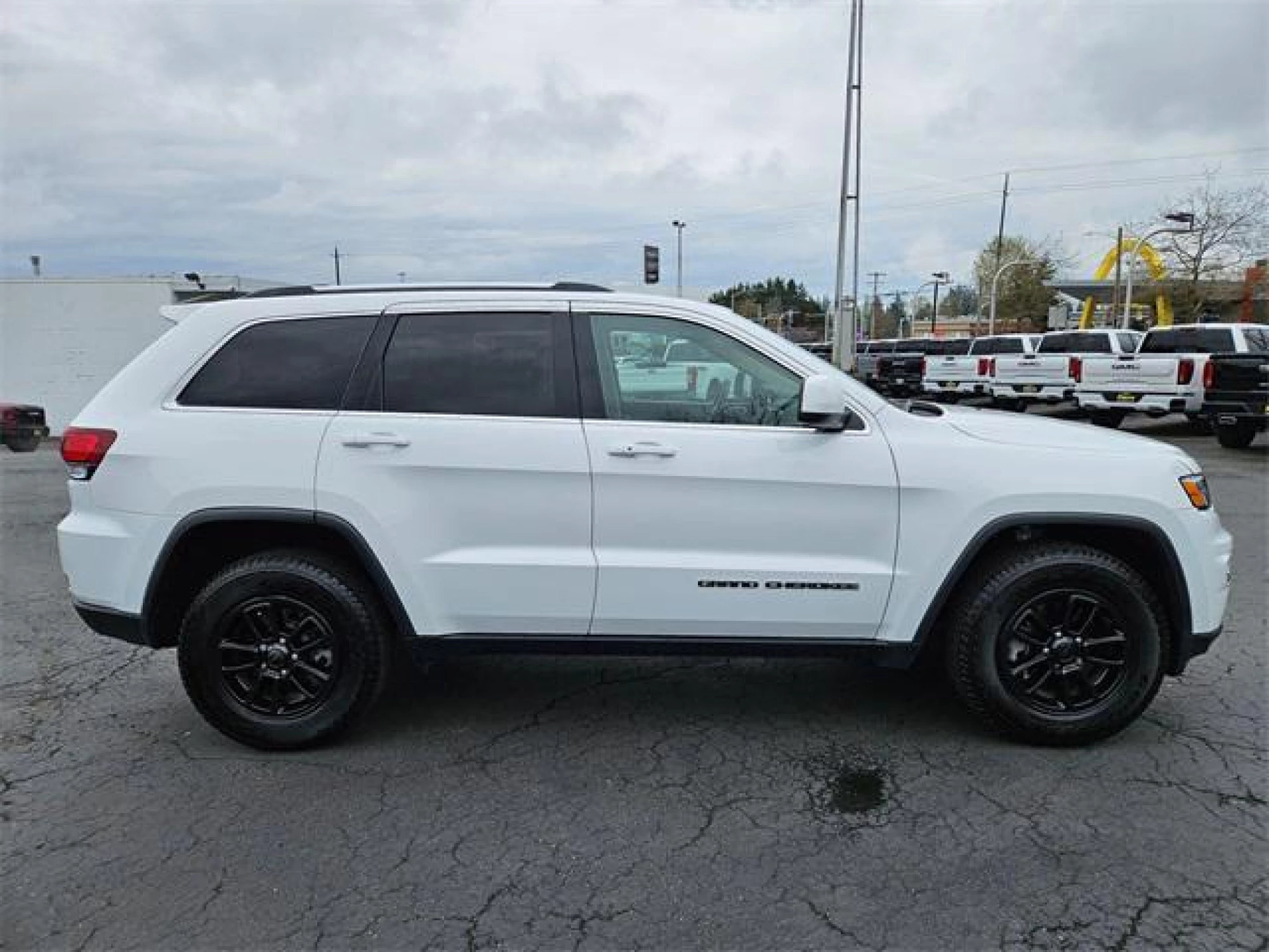 2020 Jeep Grand Cherokee Laredo