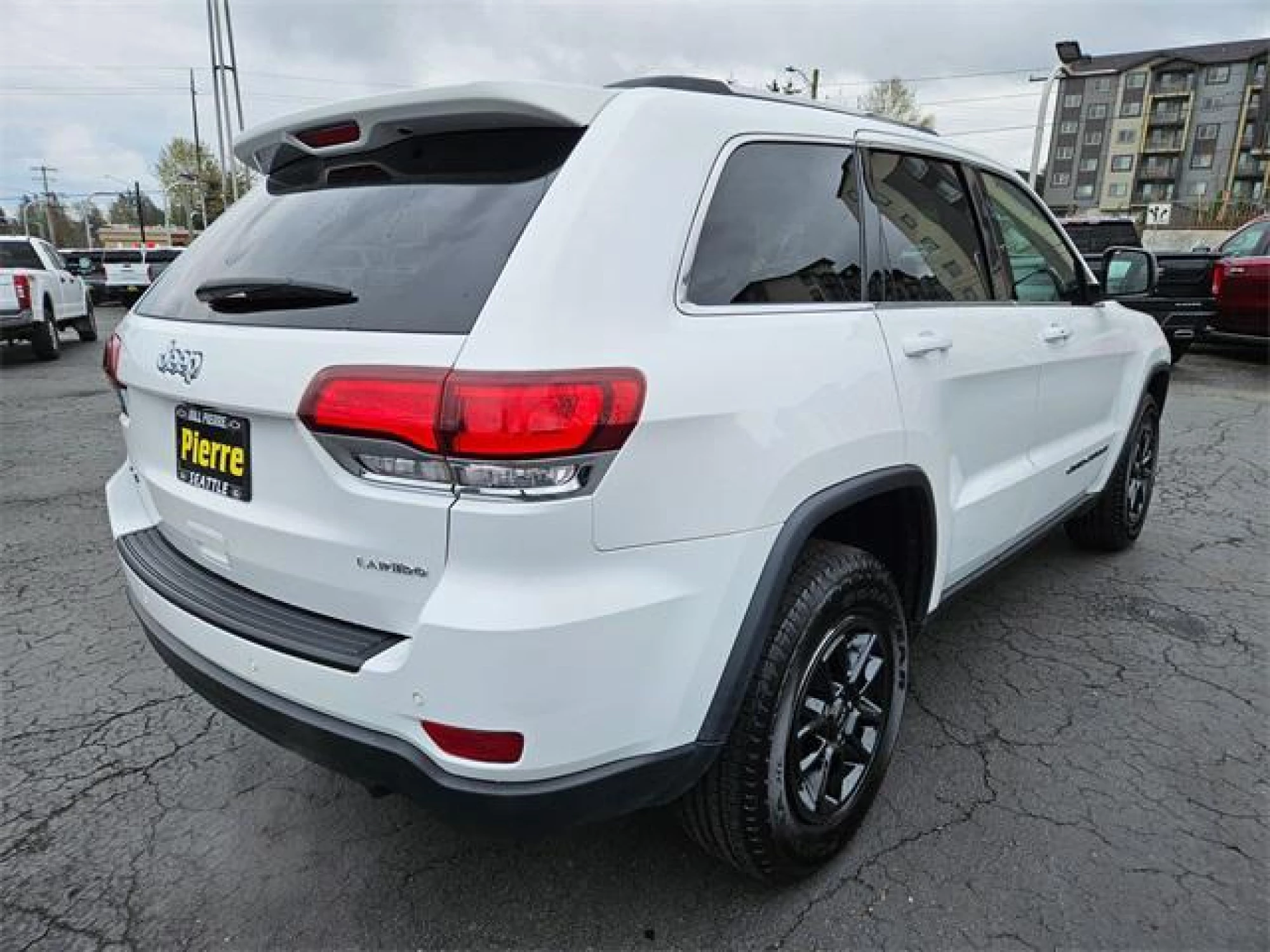 2020 Jeep Grand Cherokee Laredo