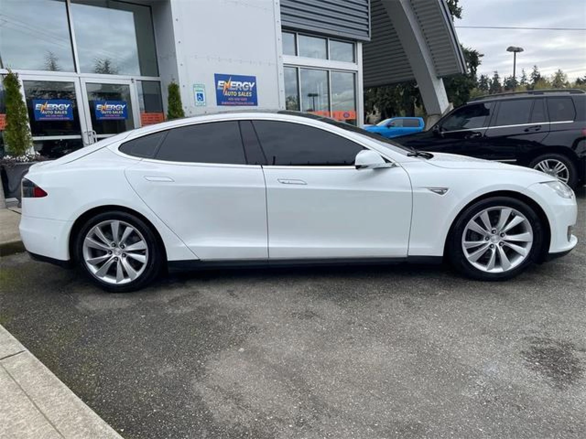 2015 Tesla Model S 70D