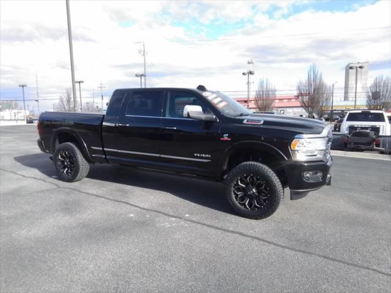 2020 RAM 3500 Limited Mega Cab 4x4 6'4' Box