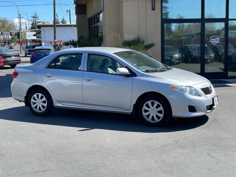 2010 Toyota Corolla LE