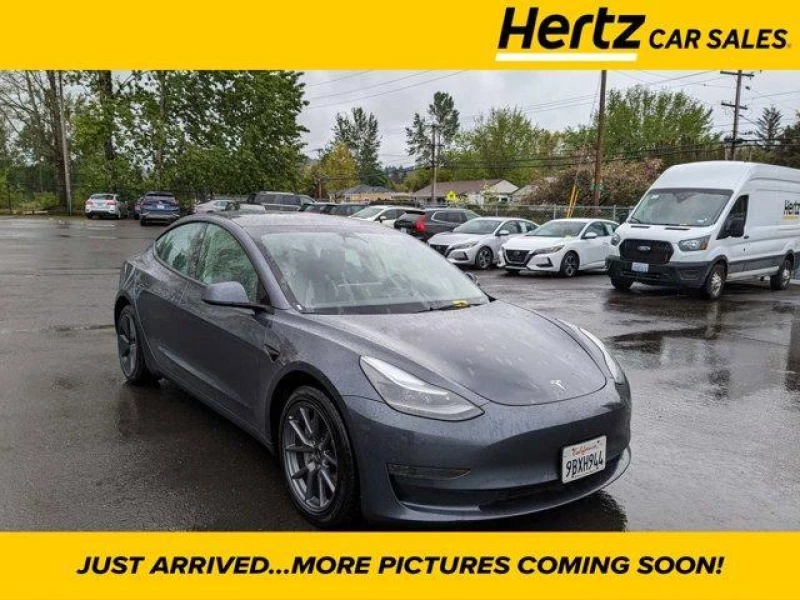 2023 Tesla Model 3 Base