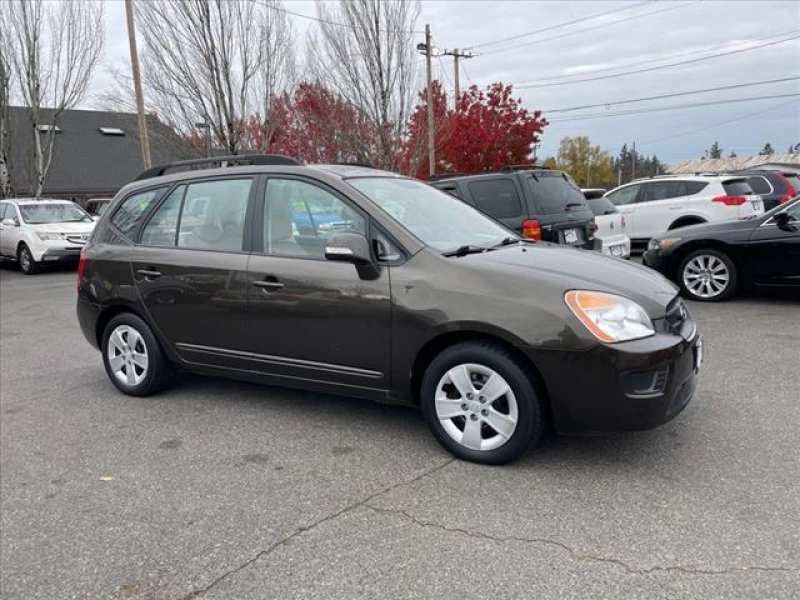 2010 Kia Rondo LX