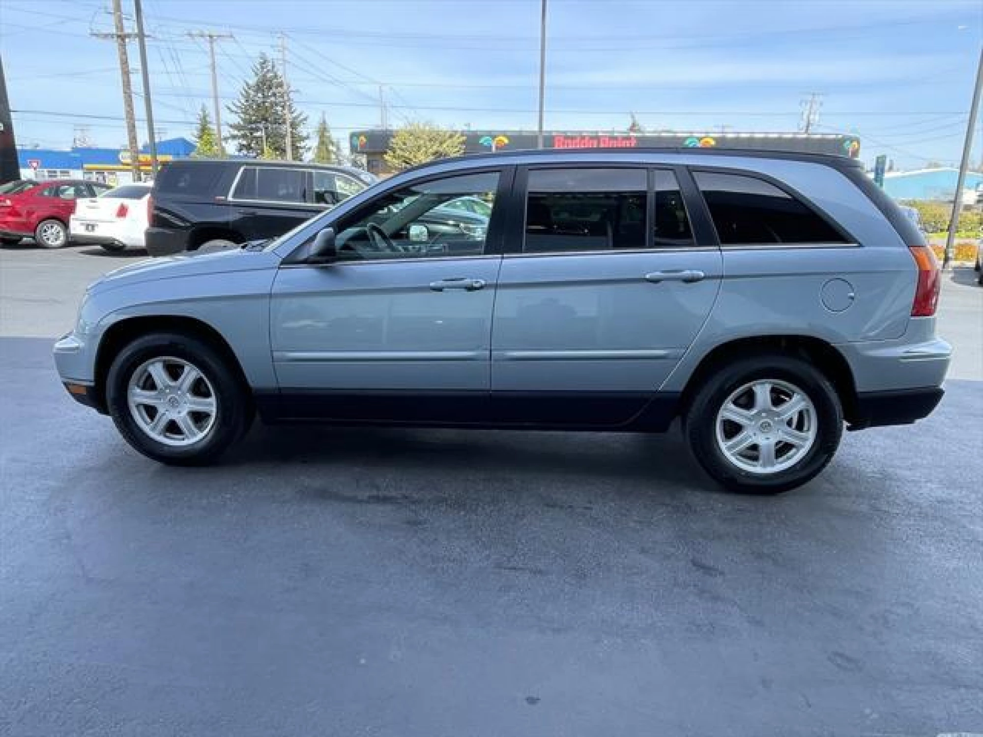2004 Chrysler Pacifica Base