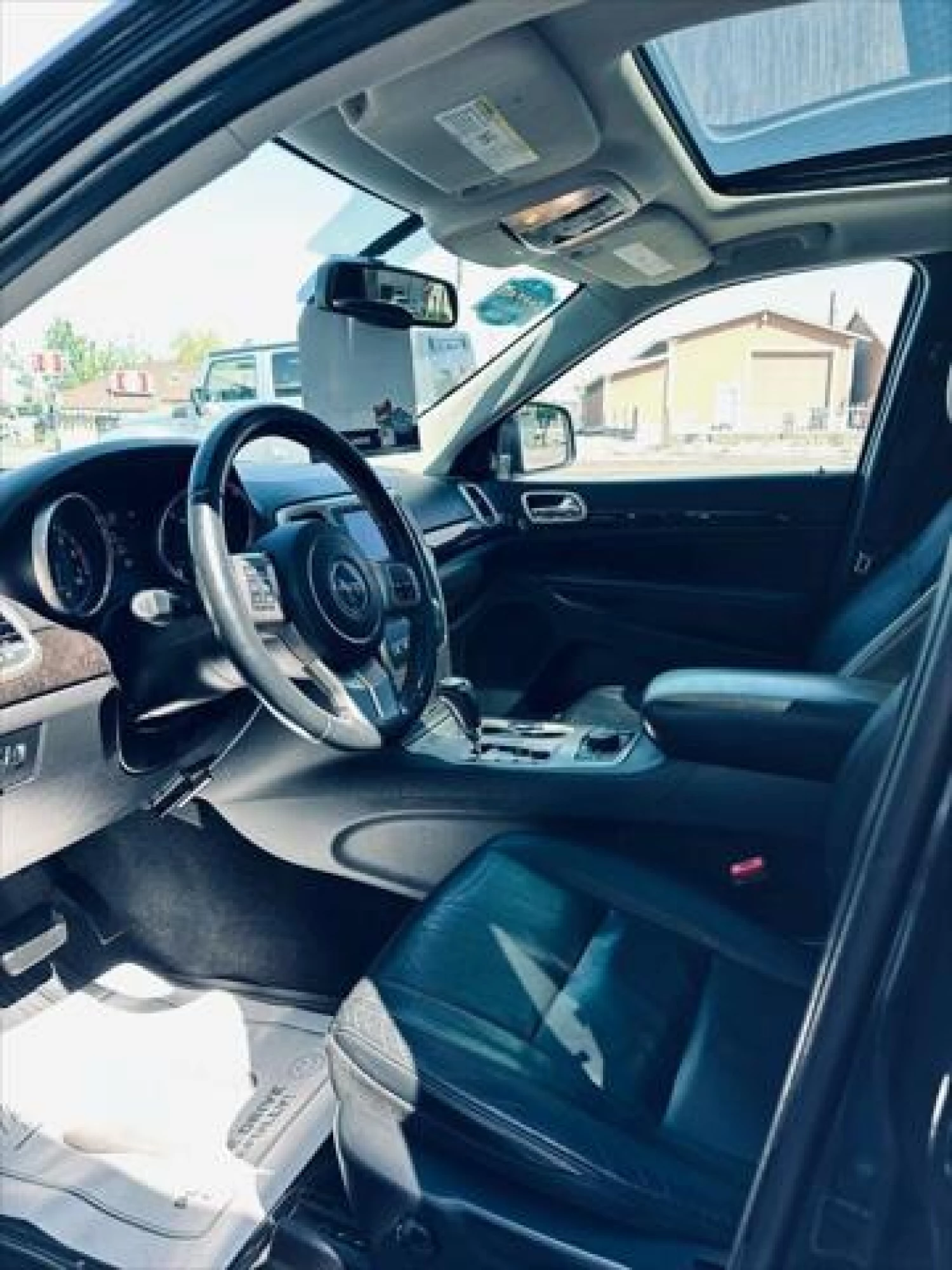 2012 Jeep Grand Cherokee Laredo