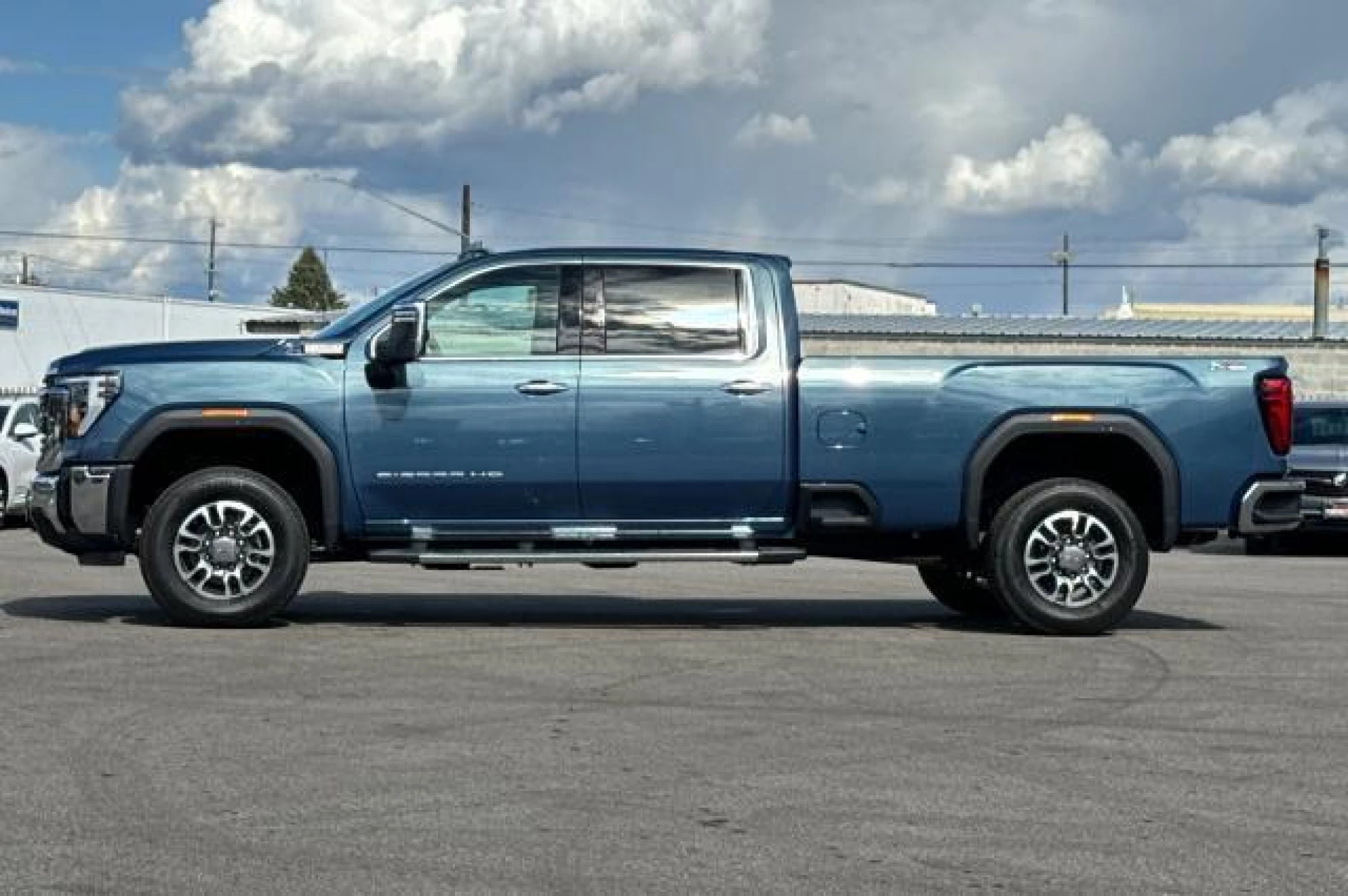 2024 GMC Sierra 2500 SLT