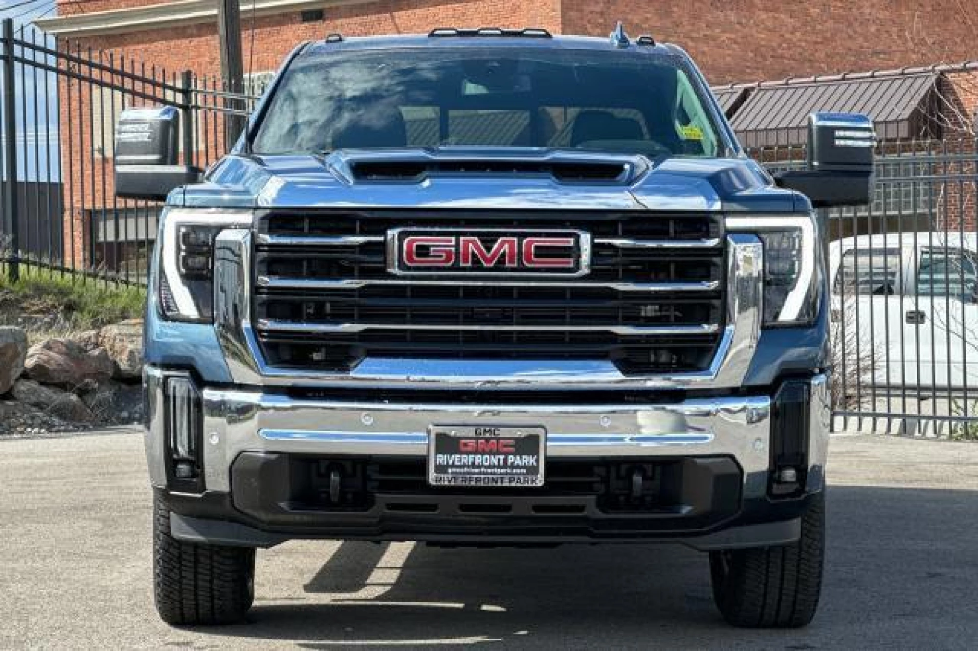 2024 GMC Sierra 2500 SLT