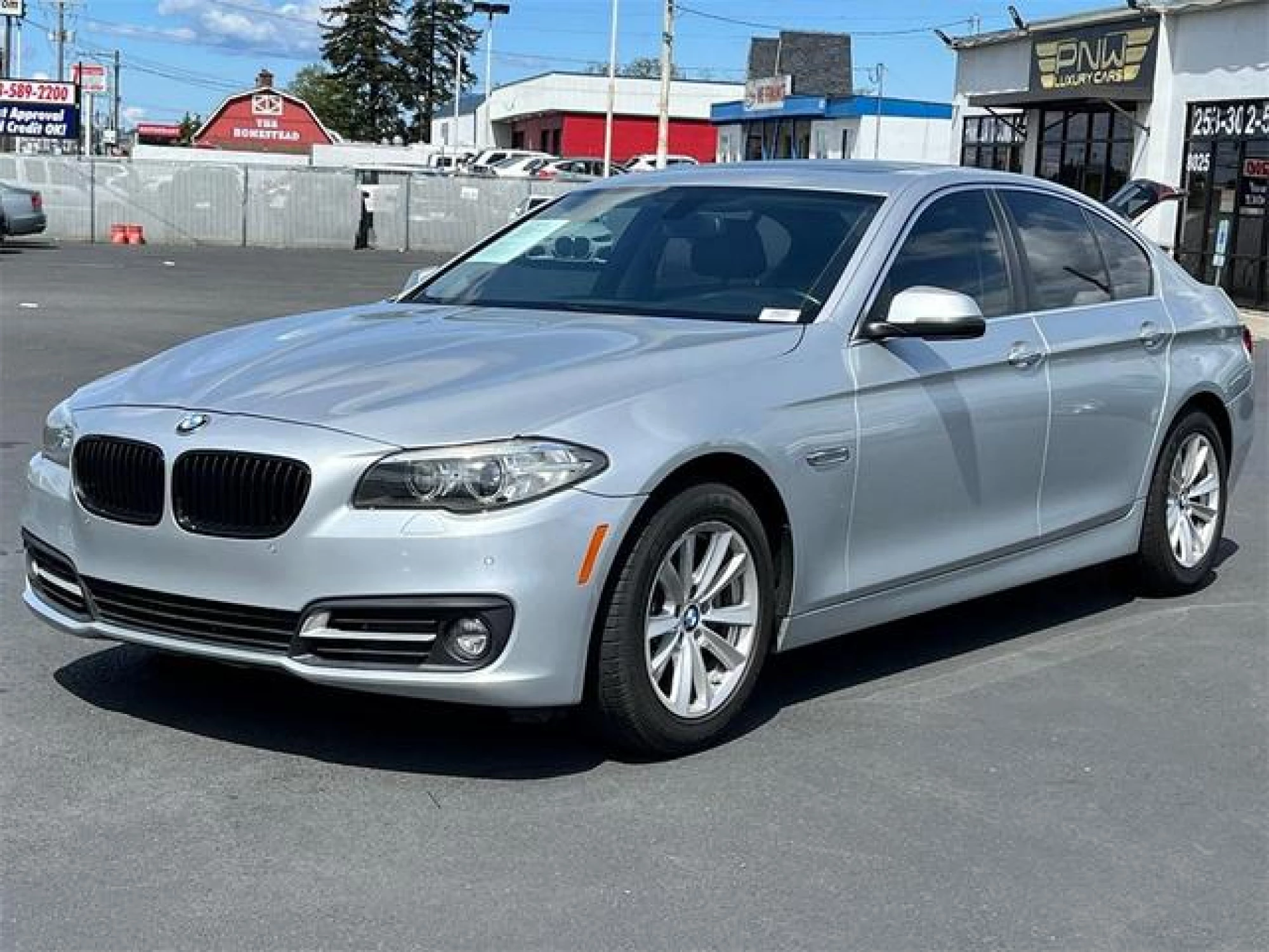 2015 BMW 528 i