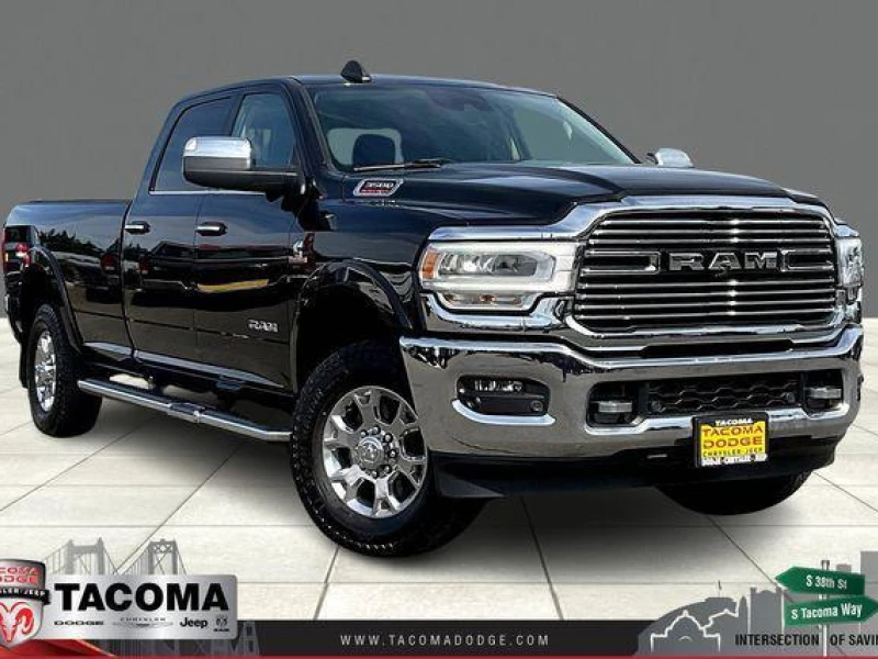 2020 RAM 3500 Laramie Crew Cab 4x4 8' Box