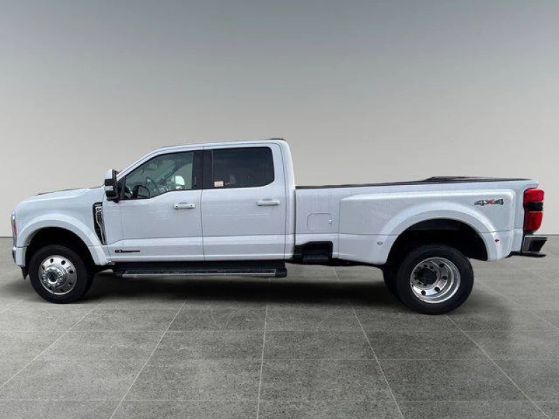 2023 Ford F-450 Lariat