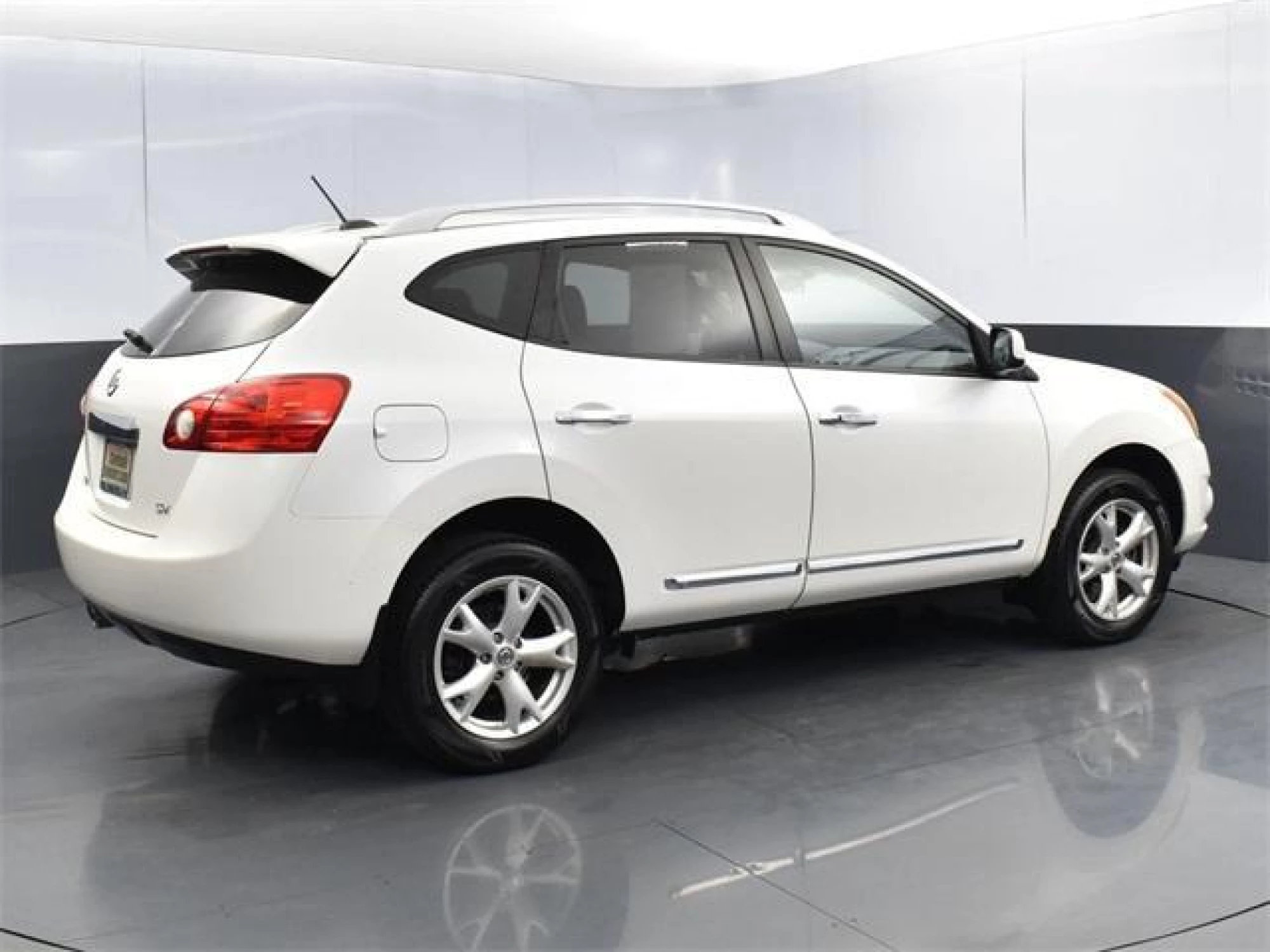 2011 Nissan Rogue SV