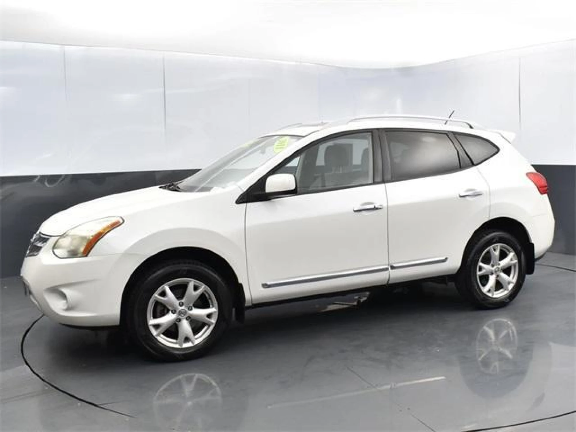 2011 Nissan Rogue SV