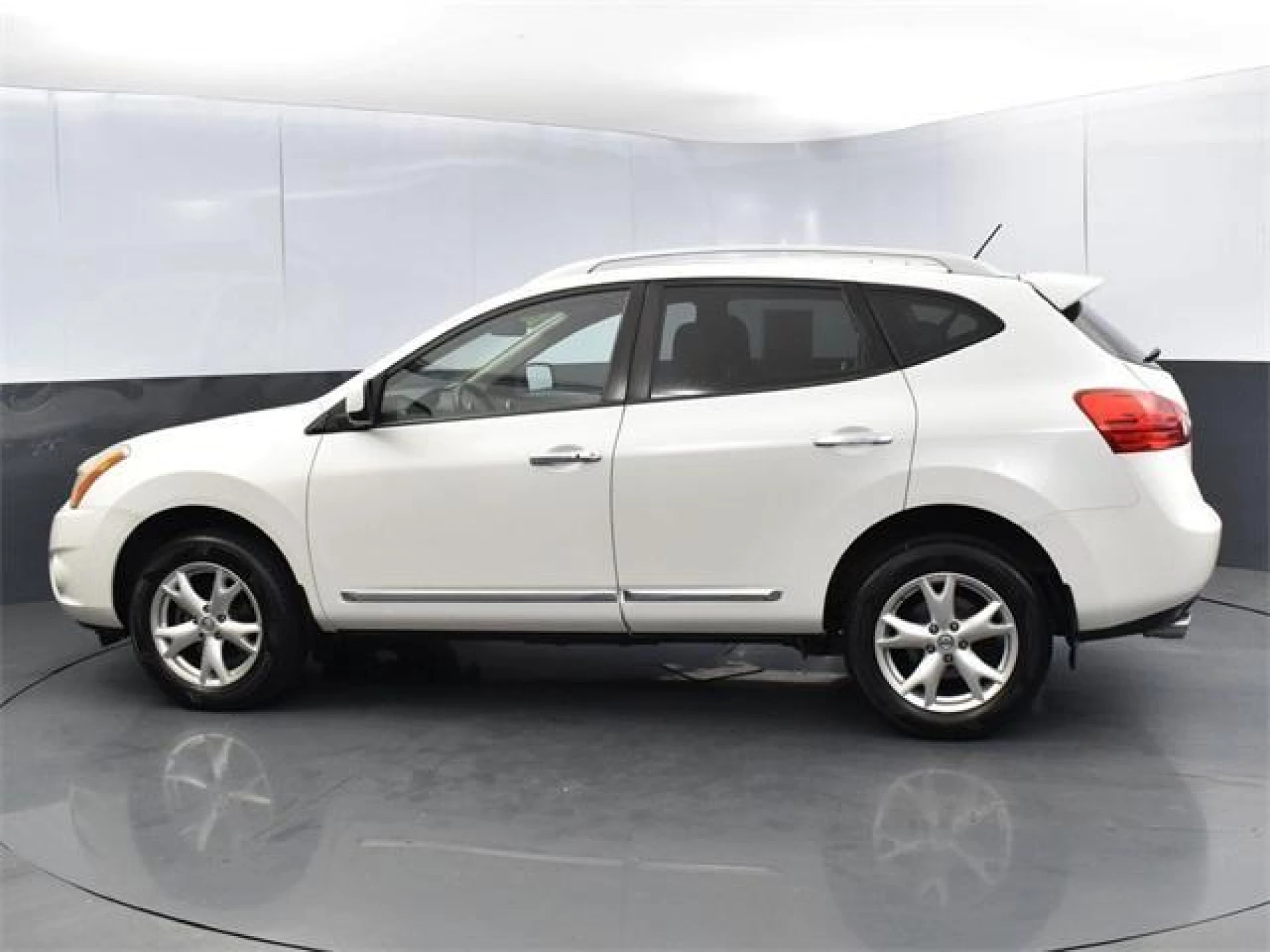 2011 Nissan Rogue SV
