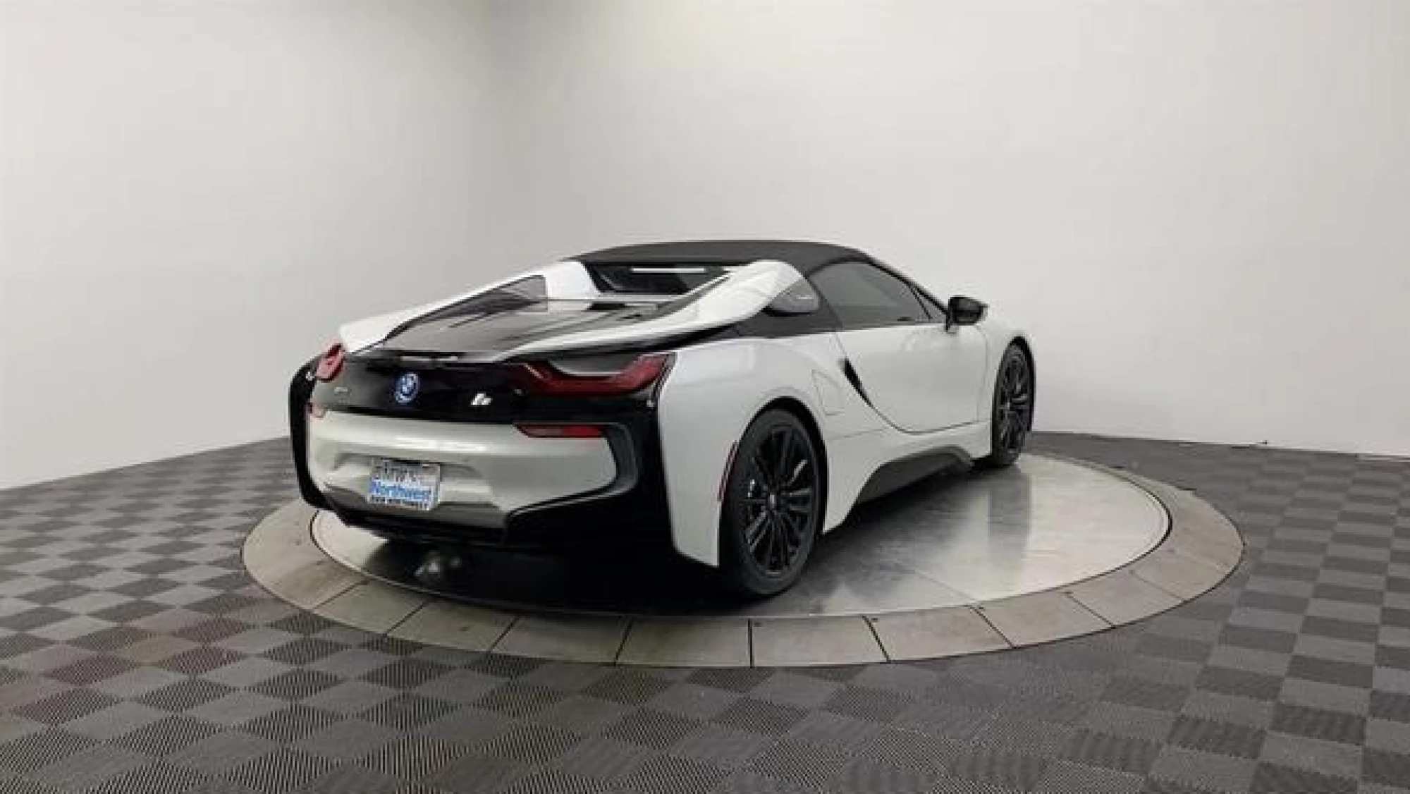2019 BMW i8 Base