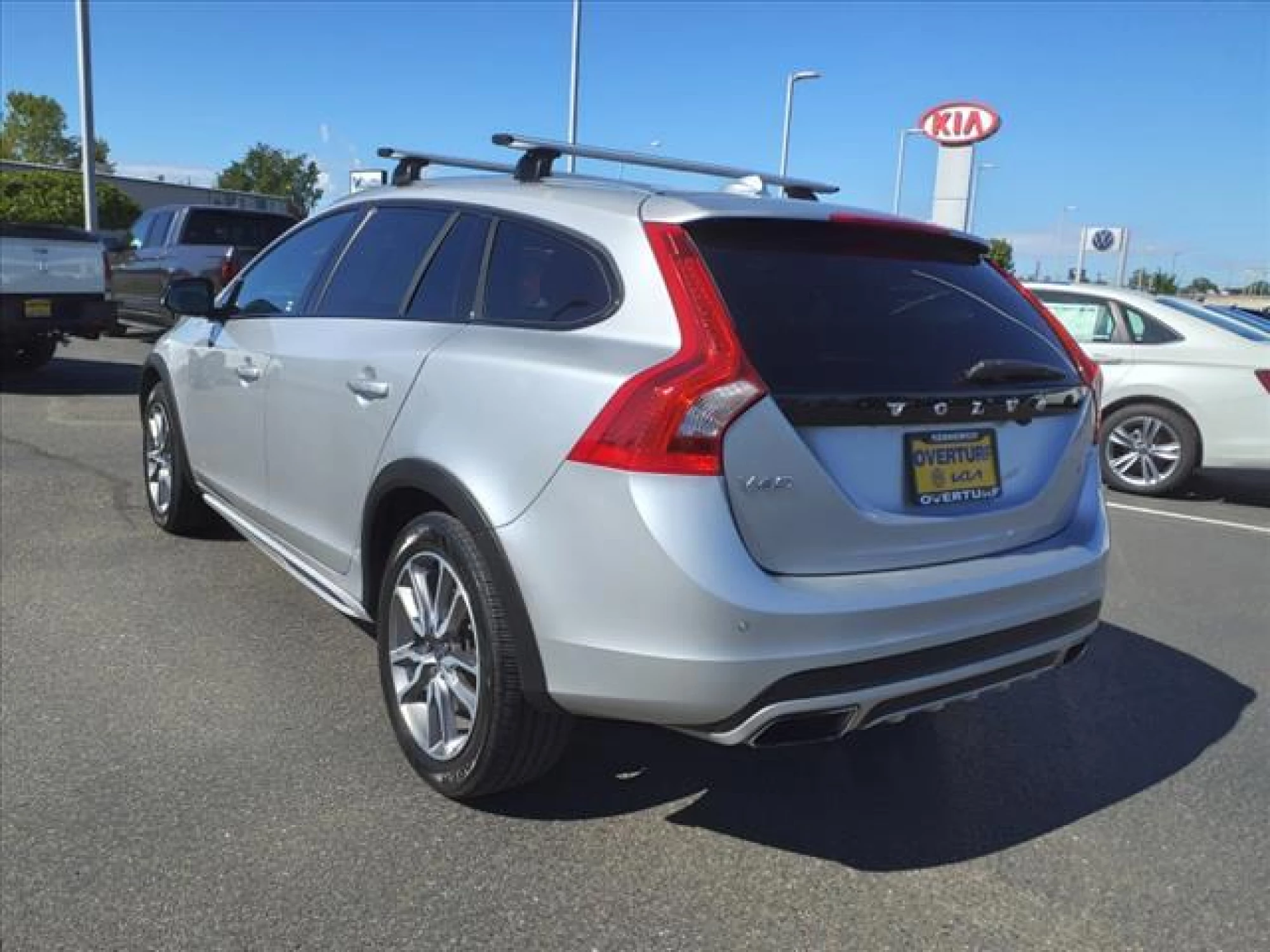 2018 Volvo V60 Cross Country T5