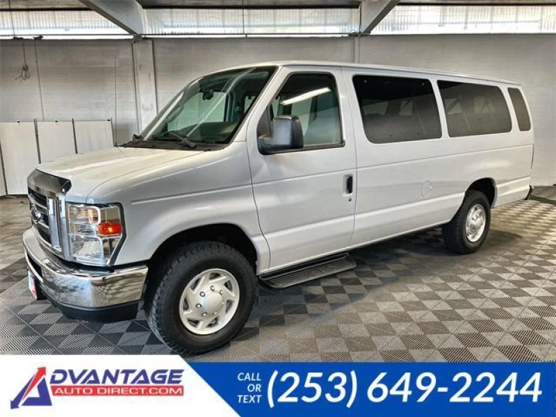 2013 Ford E350 Super Duty XLT