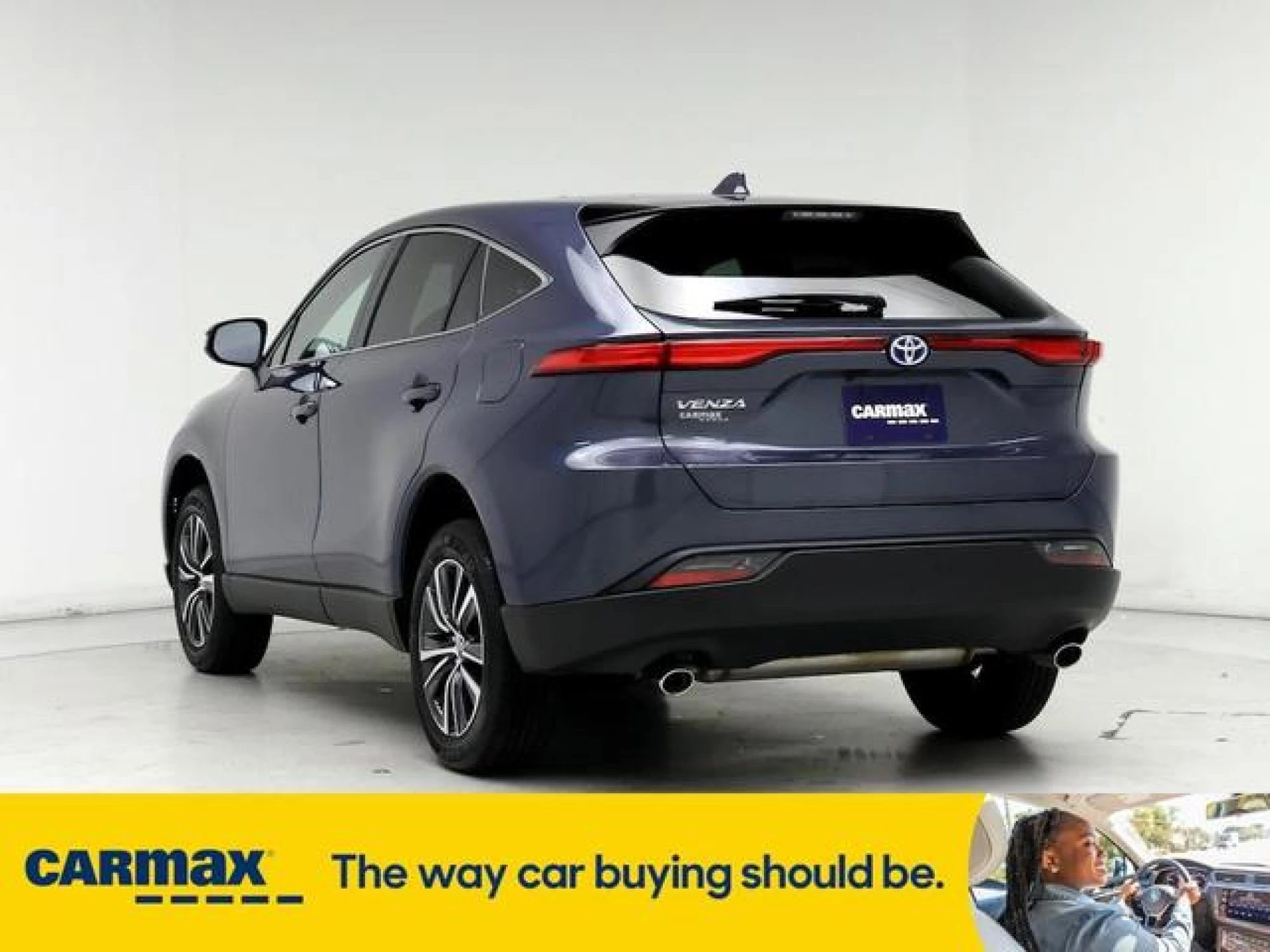 2023 Toyota Venza LE