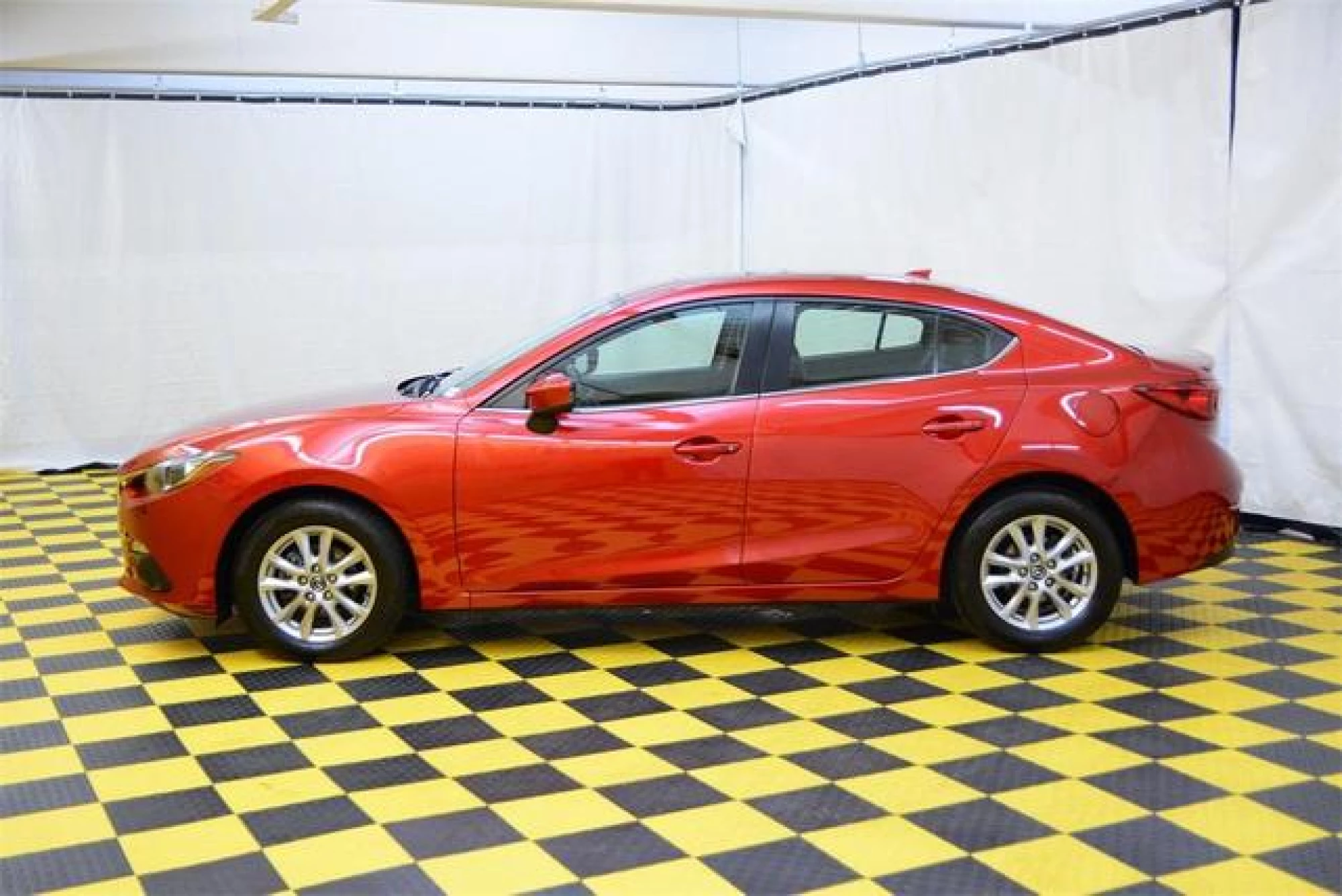 2015 Mazda Mazda3 i Grand Touring