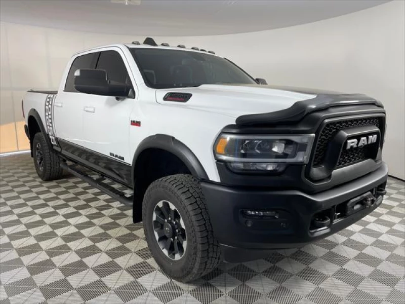 2020 RAM 2500 Power Wagon Crew Cab 4X4 6&#39;4&#39; Box