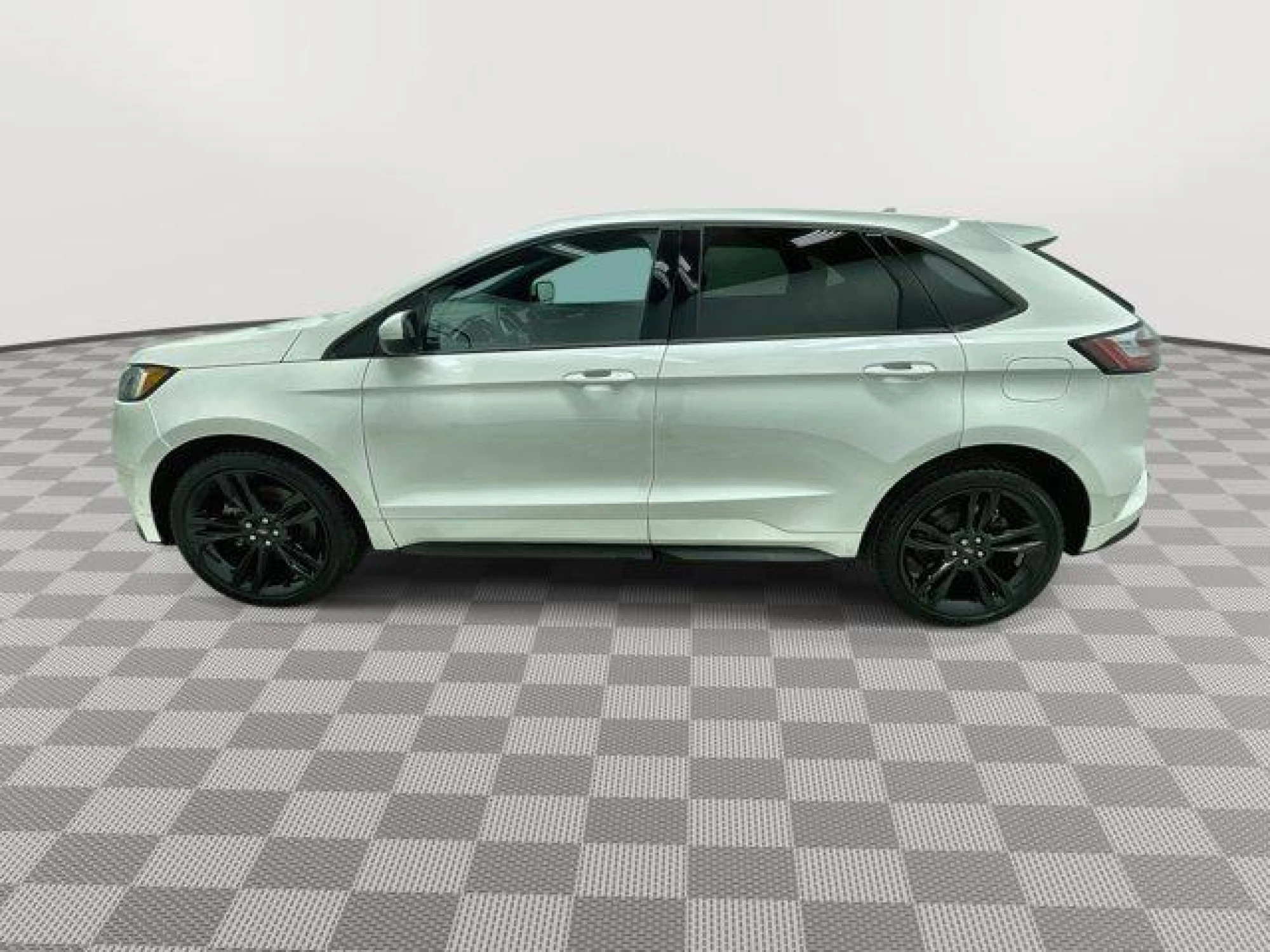 2019 Ford Edge ST
