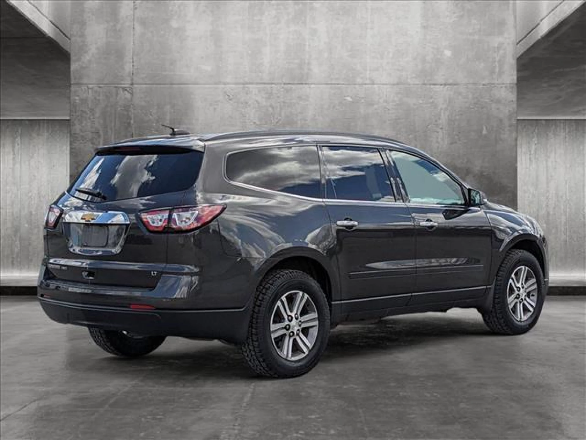 2017 Chevrolet Traverse 2LT