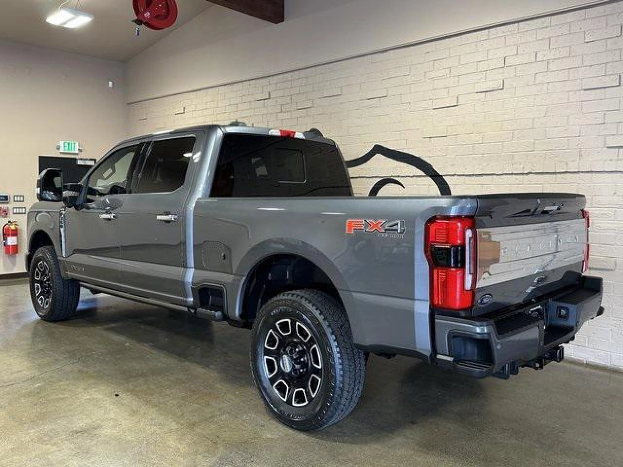 2023 Ford F-350 Platinum