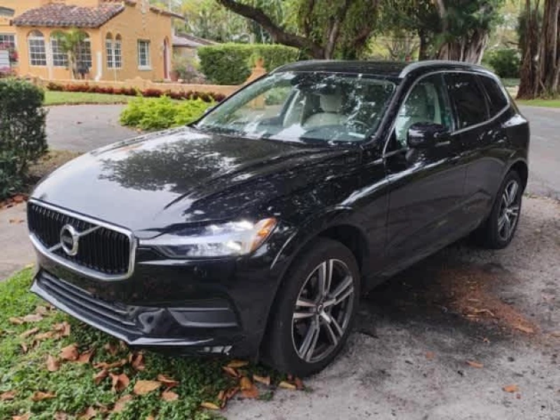 2021 Volvo XC60 T5 Momentum